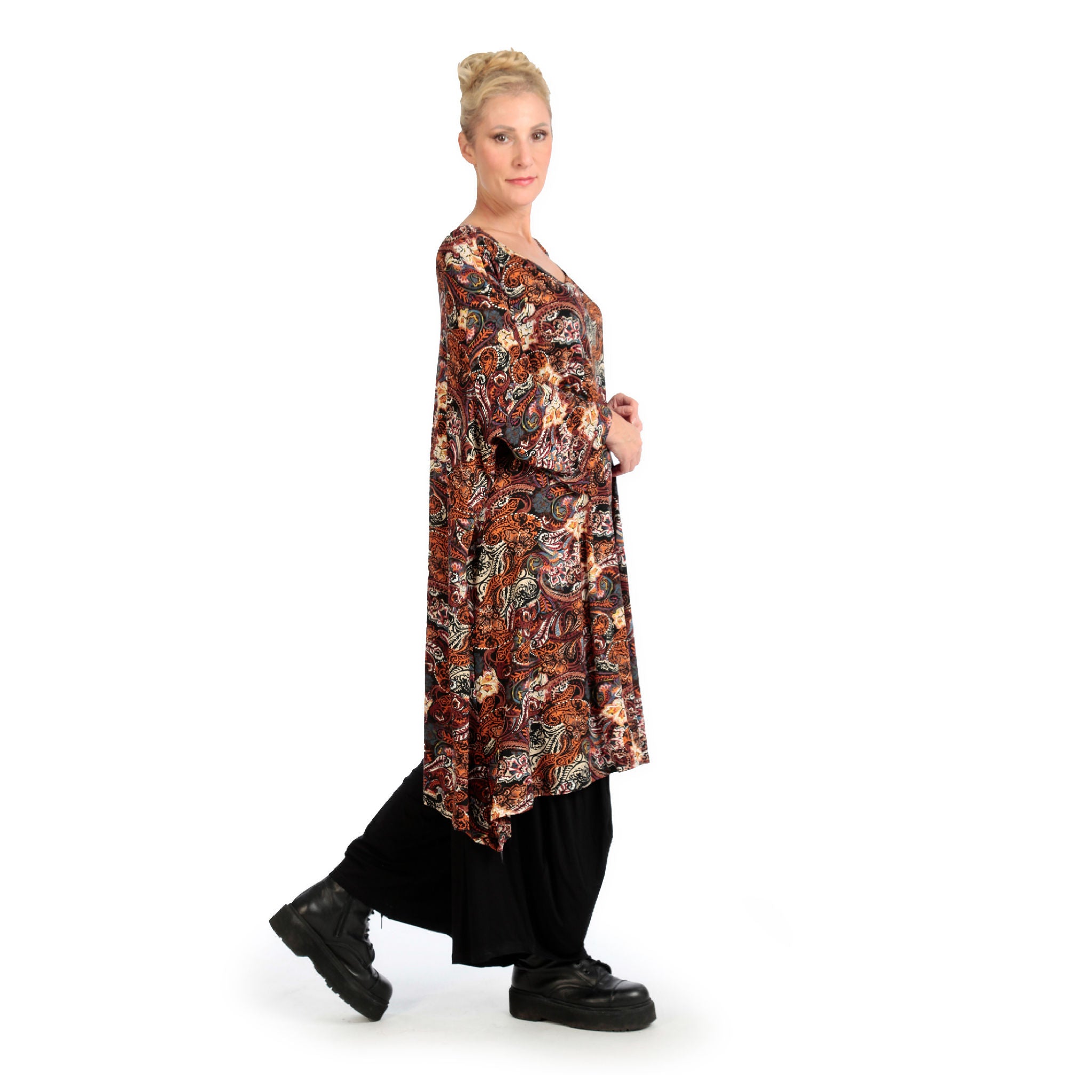  A-Form Bigshirt von AKH Fashion aus Viskose, 1122.02666, Rost, Paisley, Schick, Modern