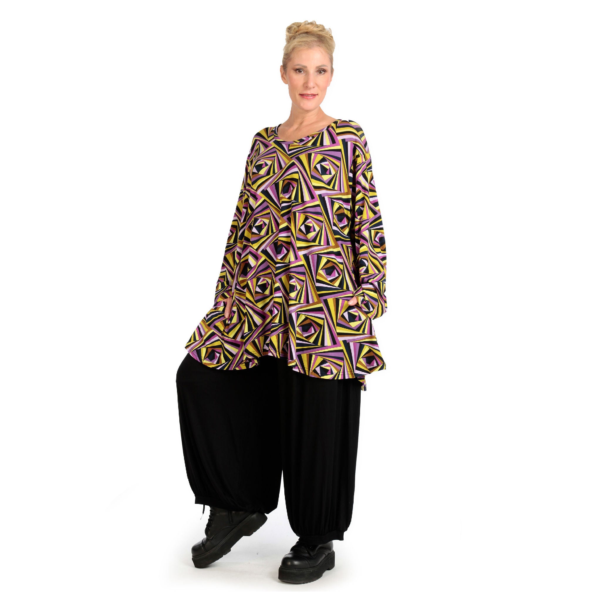  AKH Fashion Shirt in Glocken-Form, aus Viskose, 1123.01892, Lila-Gelb-Flieder, Grafik