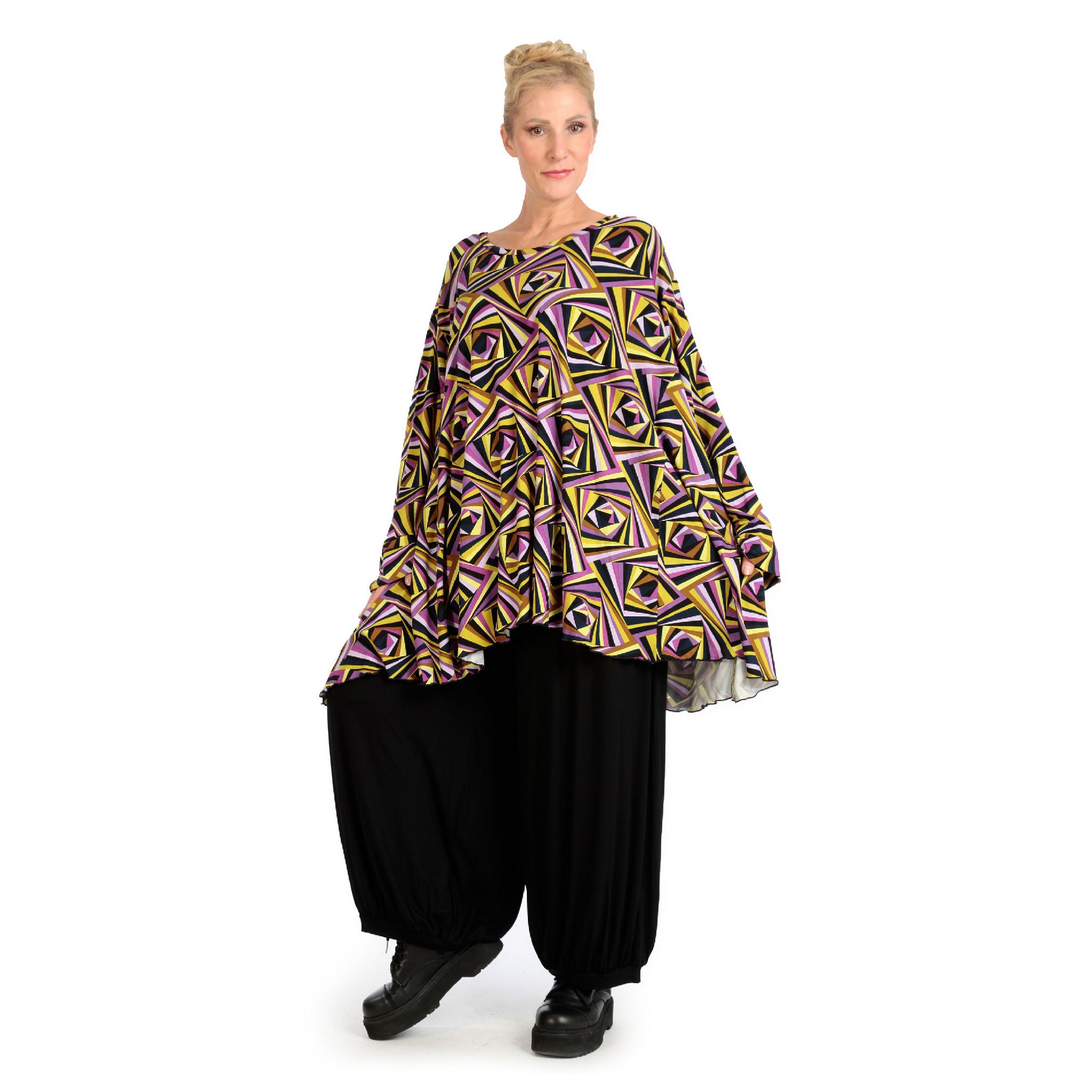  A-Form Bigshirt von AKH Fashion aus Viskose, 1123.00593, Lila-Gelb-Flieder, Grafik, Schick