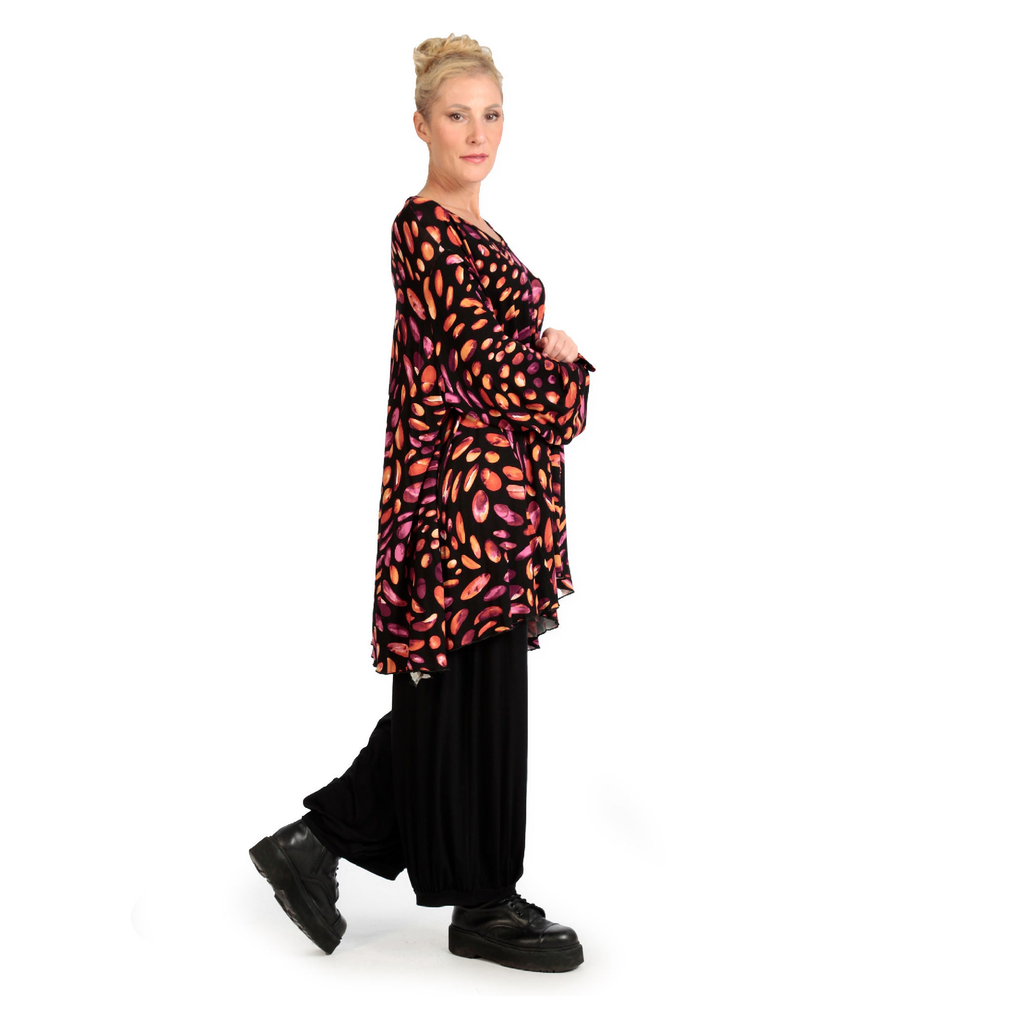  A-Form Bigshirt von AKH Fashion aus Viskose, 1124.00593, Schwarz-Rot-Fuchsia, Punkte, Schick