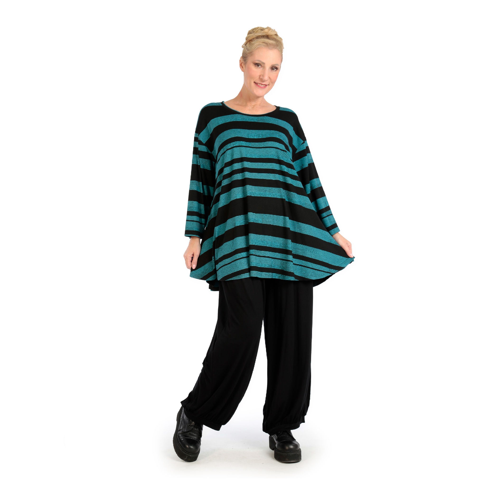  AKH Fashion Shirt in Glocken-Form, aus Viskose, 1128.01892, Blau-Schwarz, Blockstreifen