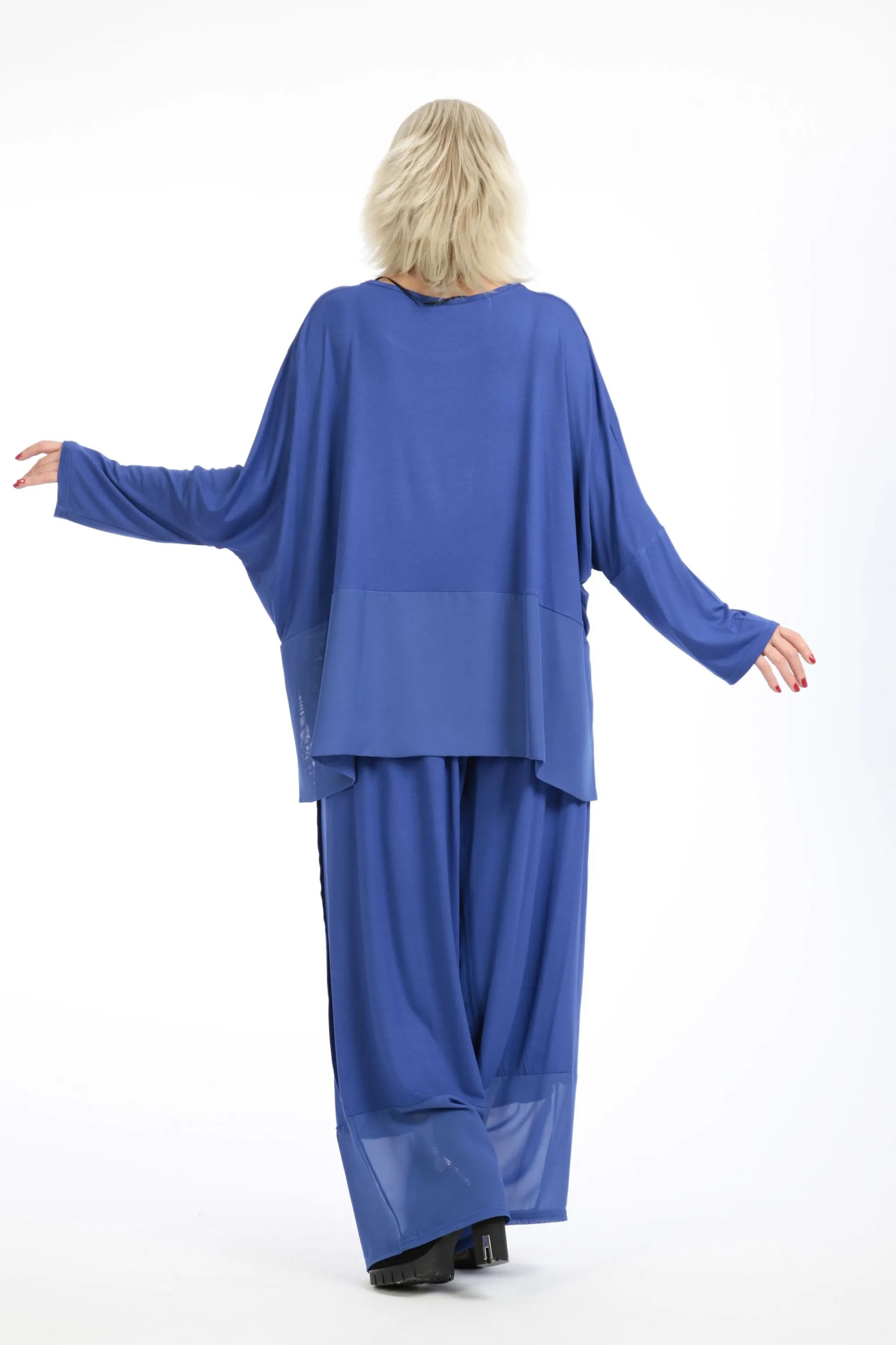  Kastiges Shirt mit elegantem Chiffon-Besatz in legerem Oversized-Schnitt für Plus-Size-Mode