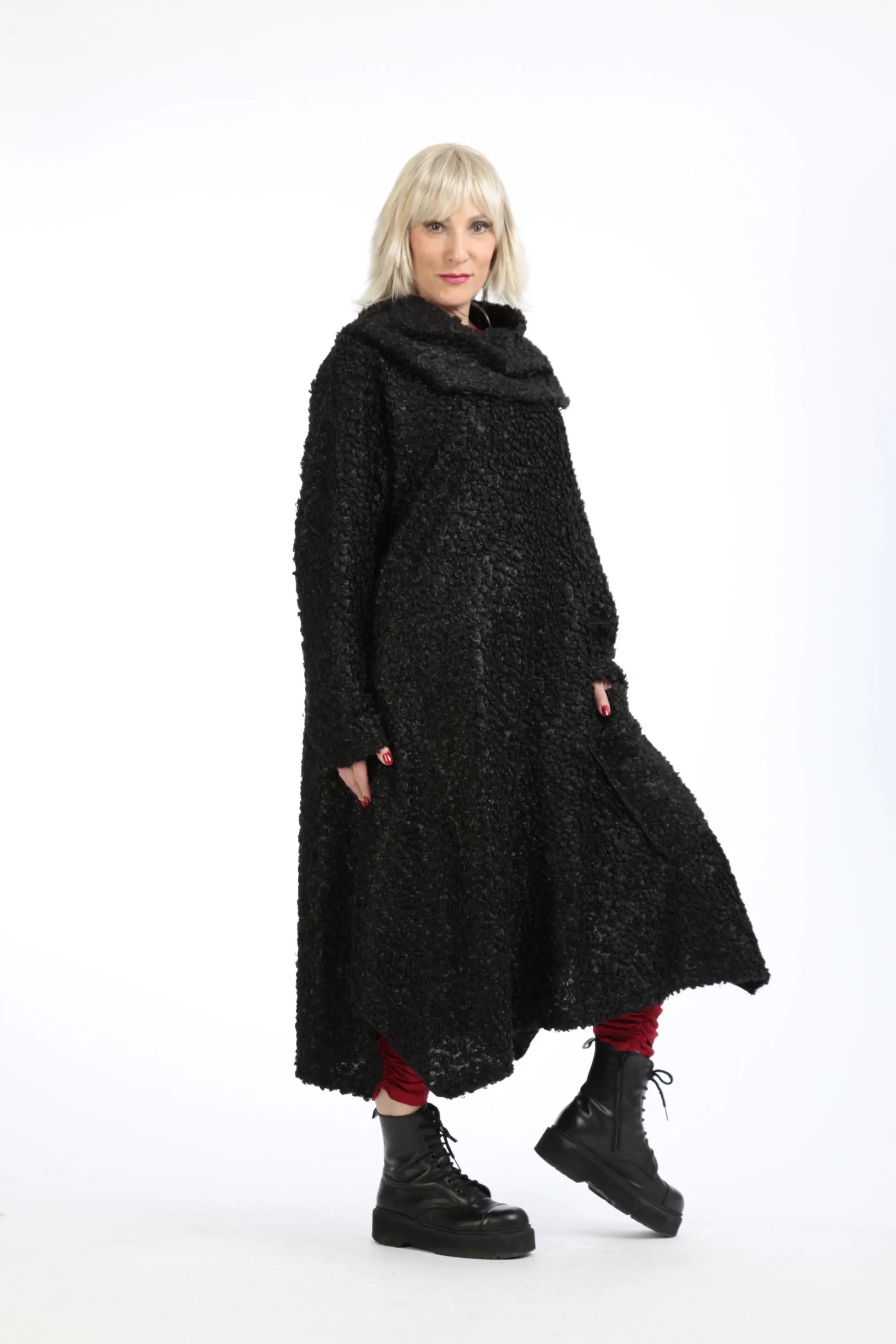  Elegantes A-Form Kleid in Schwarz mit flauschigem Teddy Boucle für Herbst/Wintertage