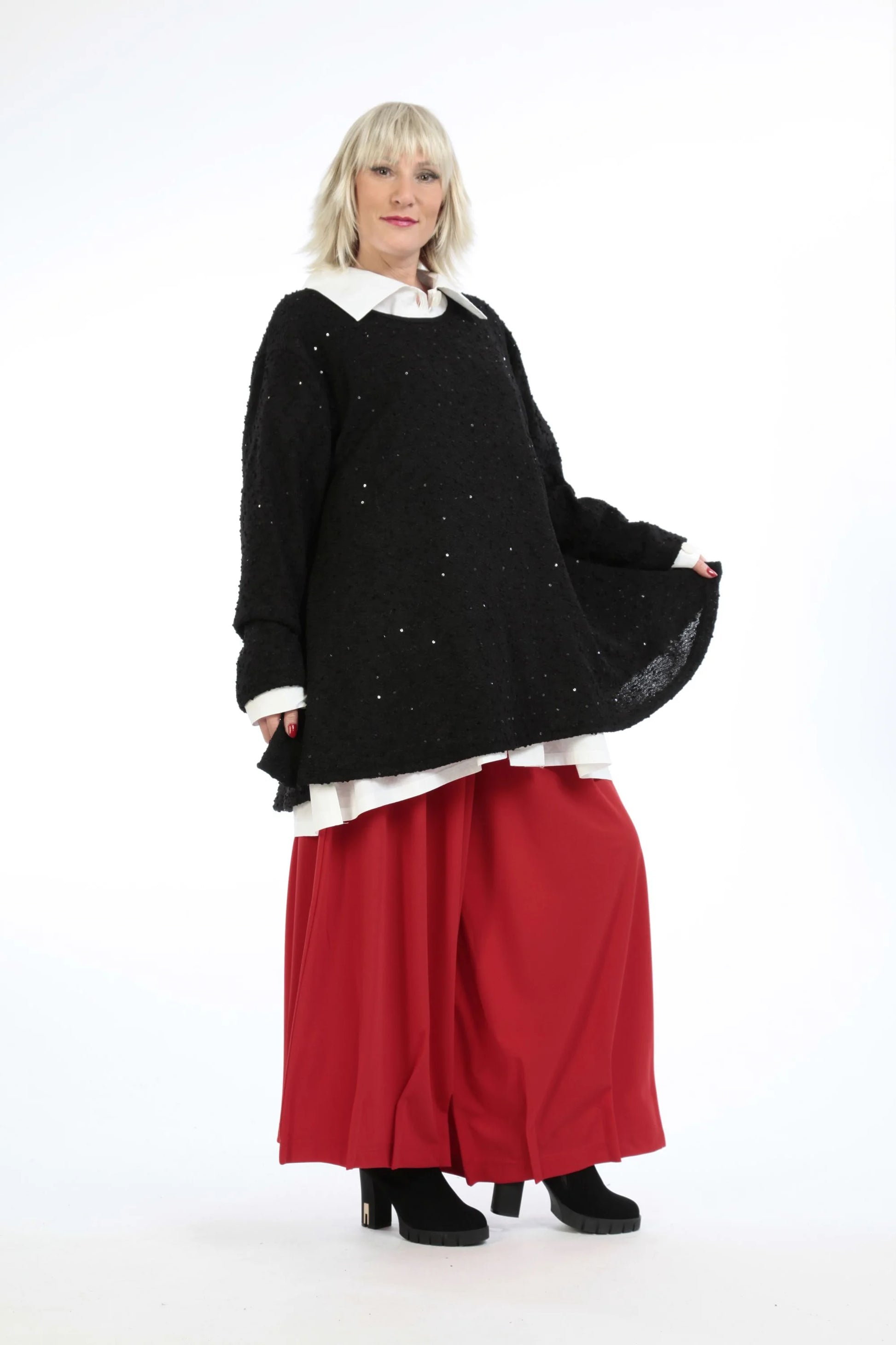  Elegantes Glocken-Form Shirt in schwarzer Viskose-Boucle für einen lässigen Lagenlook Plus Size