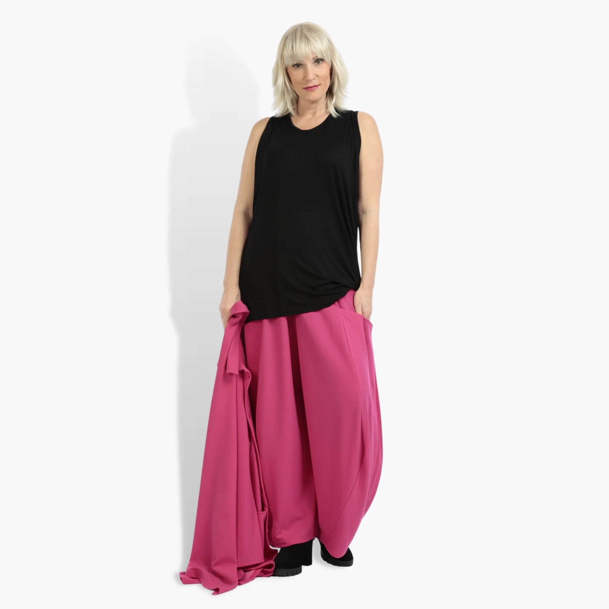  Stylische Ballonhose in trendigem Fuchsia mit elastischem Bund und praktischen Flügeltaschen