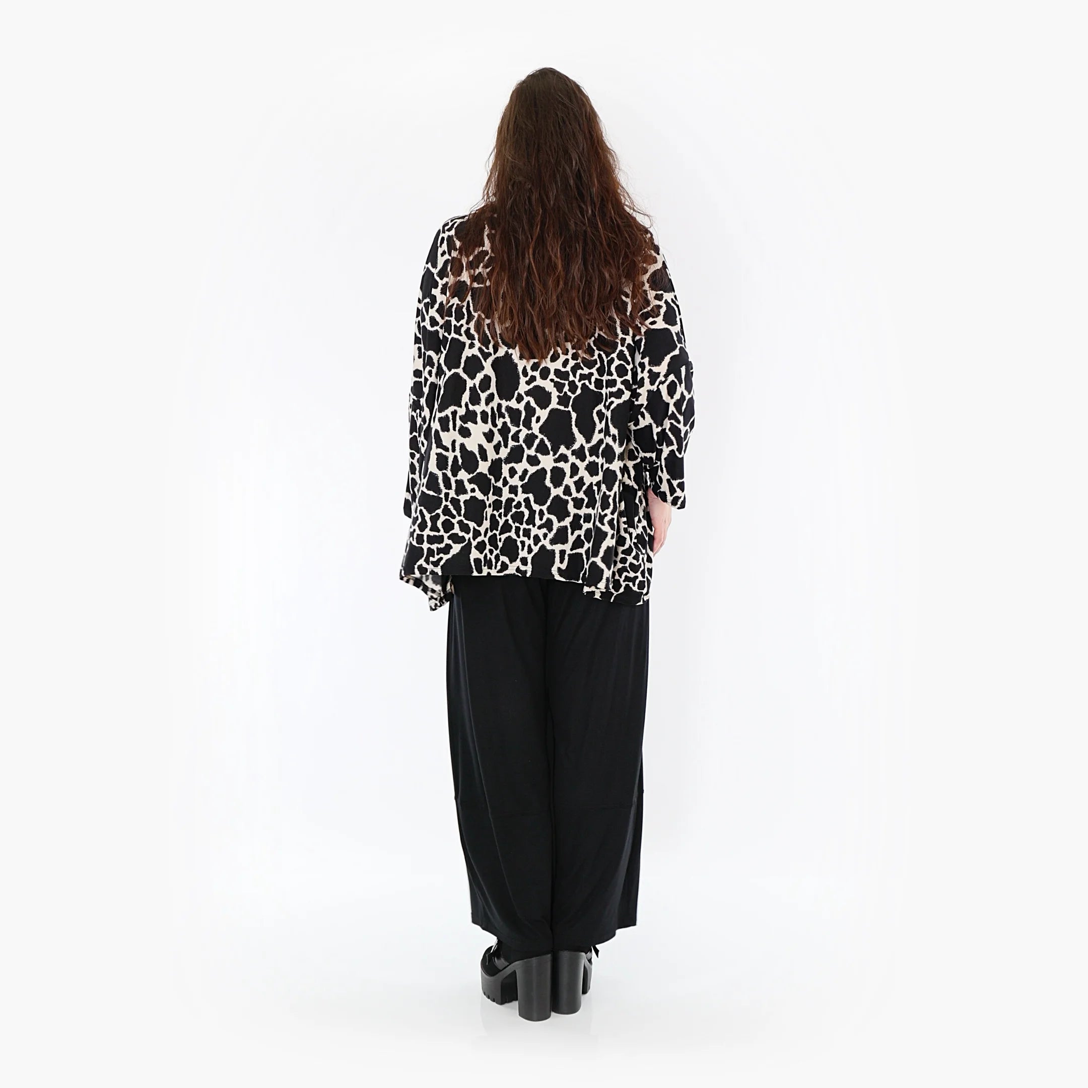  AKH Fashion Bigshirt in kastiger Form, aus Viskose, 1371.06993, Schwarz-Ecru, Leopard