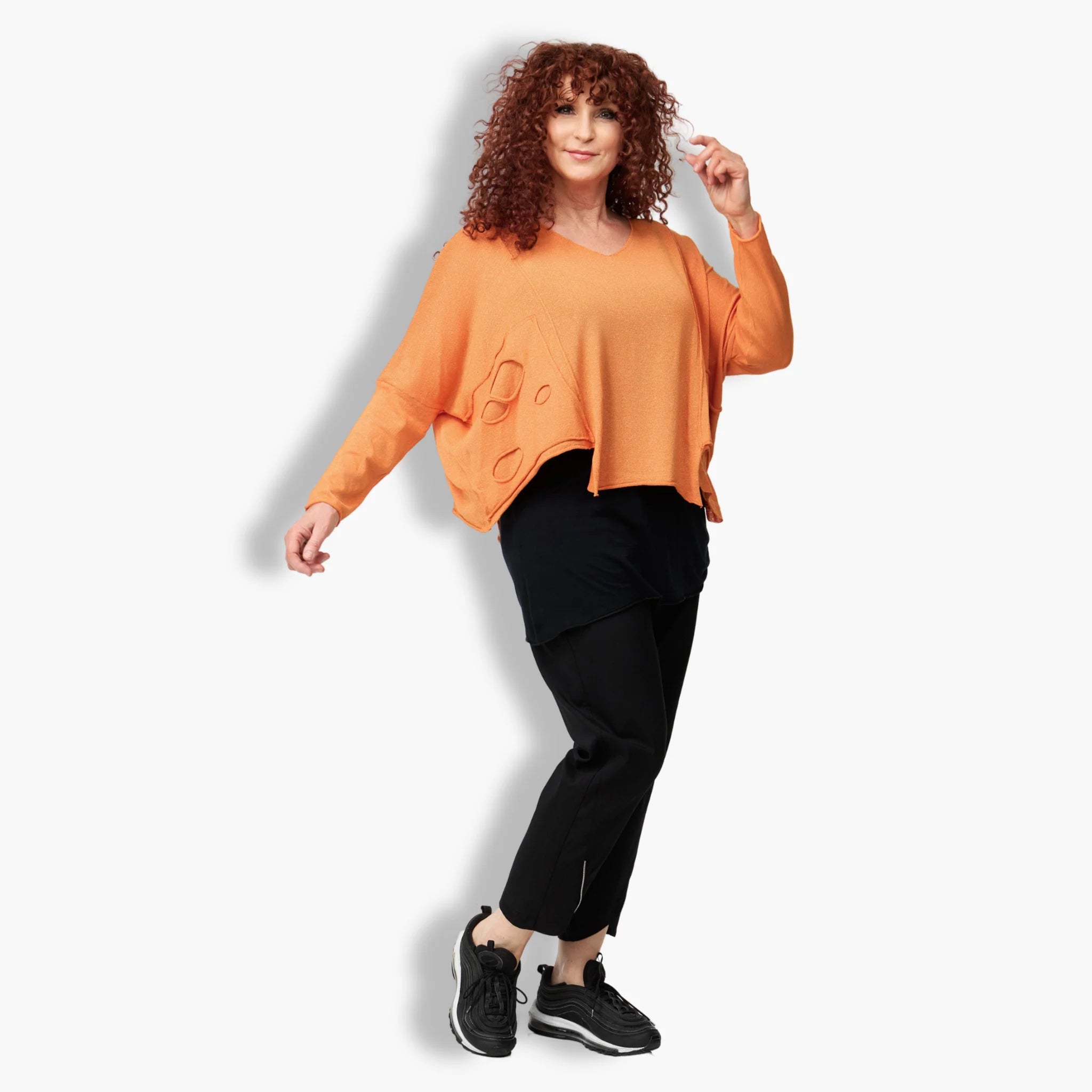  Amandine Pullover in kastiger Form, aus Viskose, A2502, Orange, Schick, Modern, Bequem