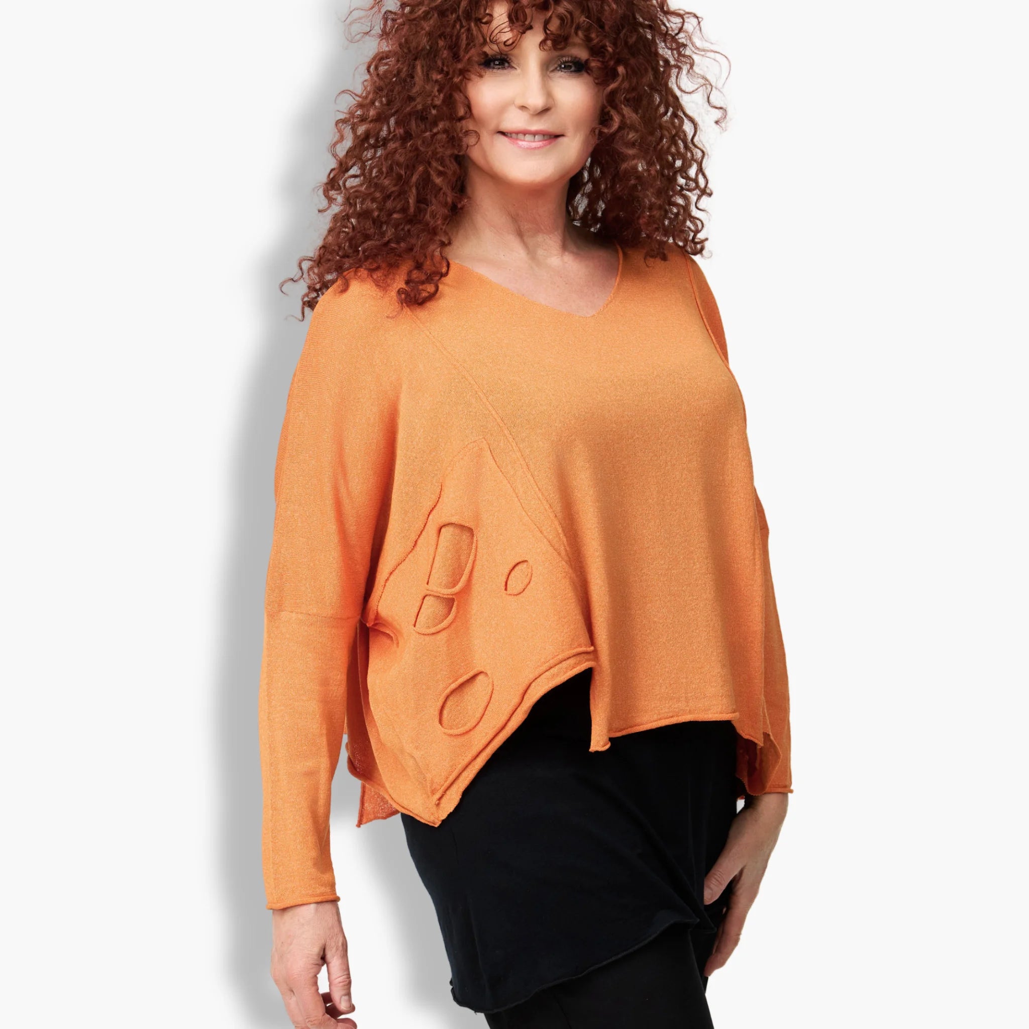  Amandine Pullover in kastiger Form, aus Viskose, A2502, Orange, Schick, Modern, Bequem