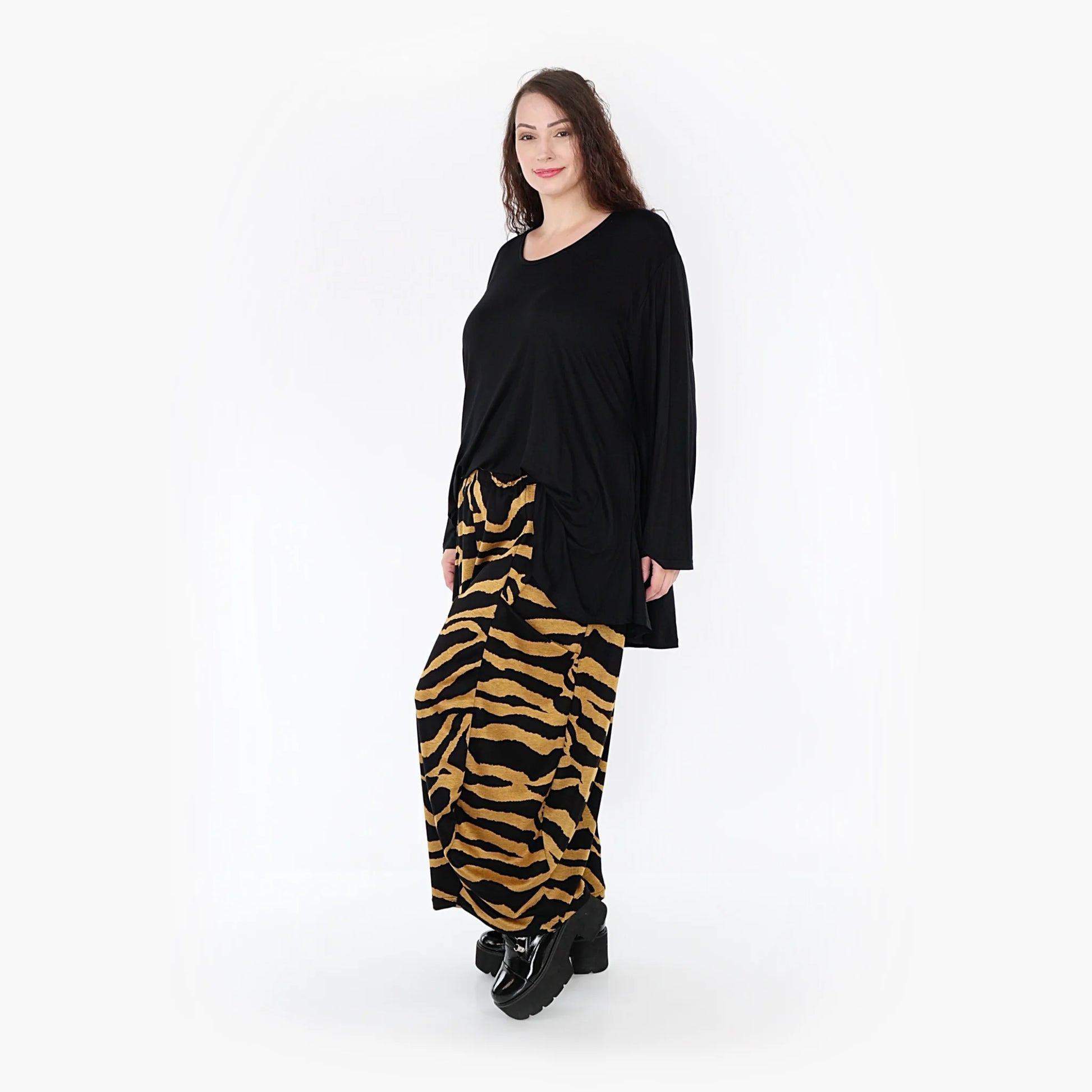  Bequeme Ballonhose mit Zebrastreifen-Muster in Gelb und Schwarz aus hochwertigem Romanit Jersey