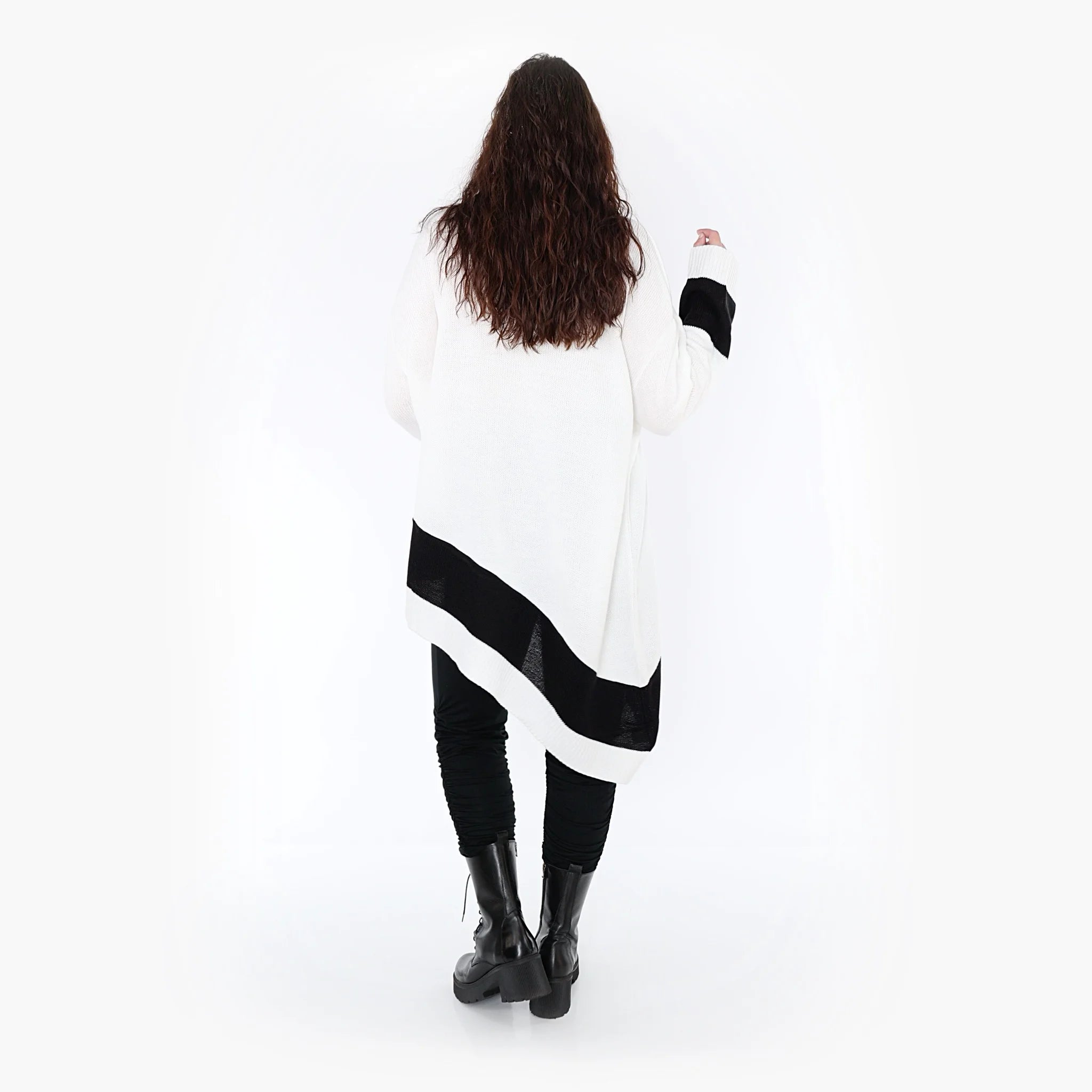  AKH Fashion Bigshirt in asymmetrischer Form, aus Baumwolle, 1343.02331, Weiß-Schwarz, Schick