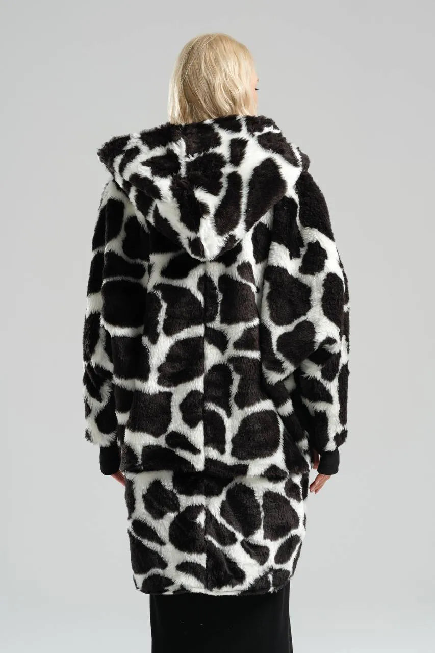  TW3 Mantel in Vokuhila-Form, aus Polyamid, 1022, Cow Print, Kuschelig, Ausgefallen