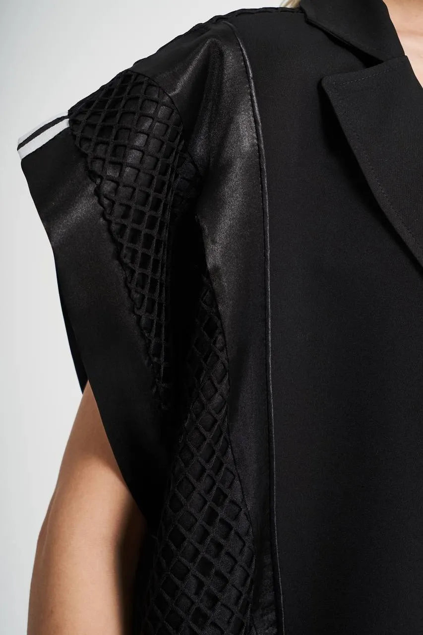  A-Form Weste von TW3 aus Polyamid, 502, Schwarz, Schick, Modern, Ausgefallen