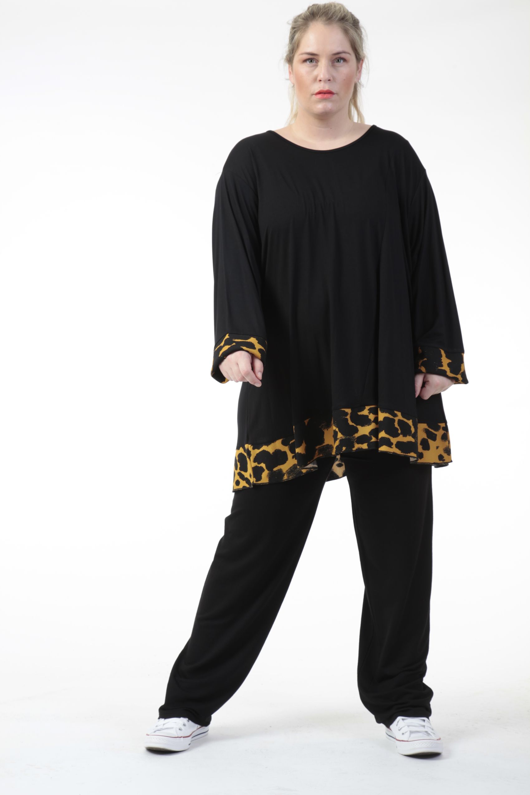  A-Form Bigshirt von AKH Fashion aus Viskose, 0743.06722, Schwarz-Senf, Leopard, Ausgefallen