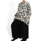  AKH Fashion Jacke in gerader Form, aus Viskose, 1112.02222, Weiß-Schwarz, Blumen, Schick