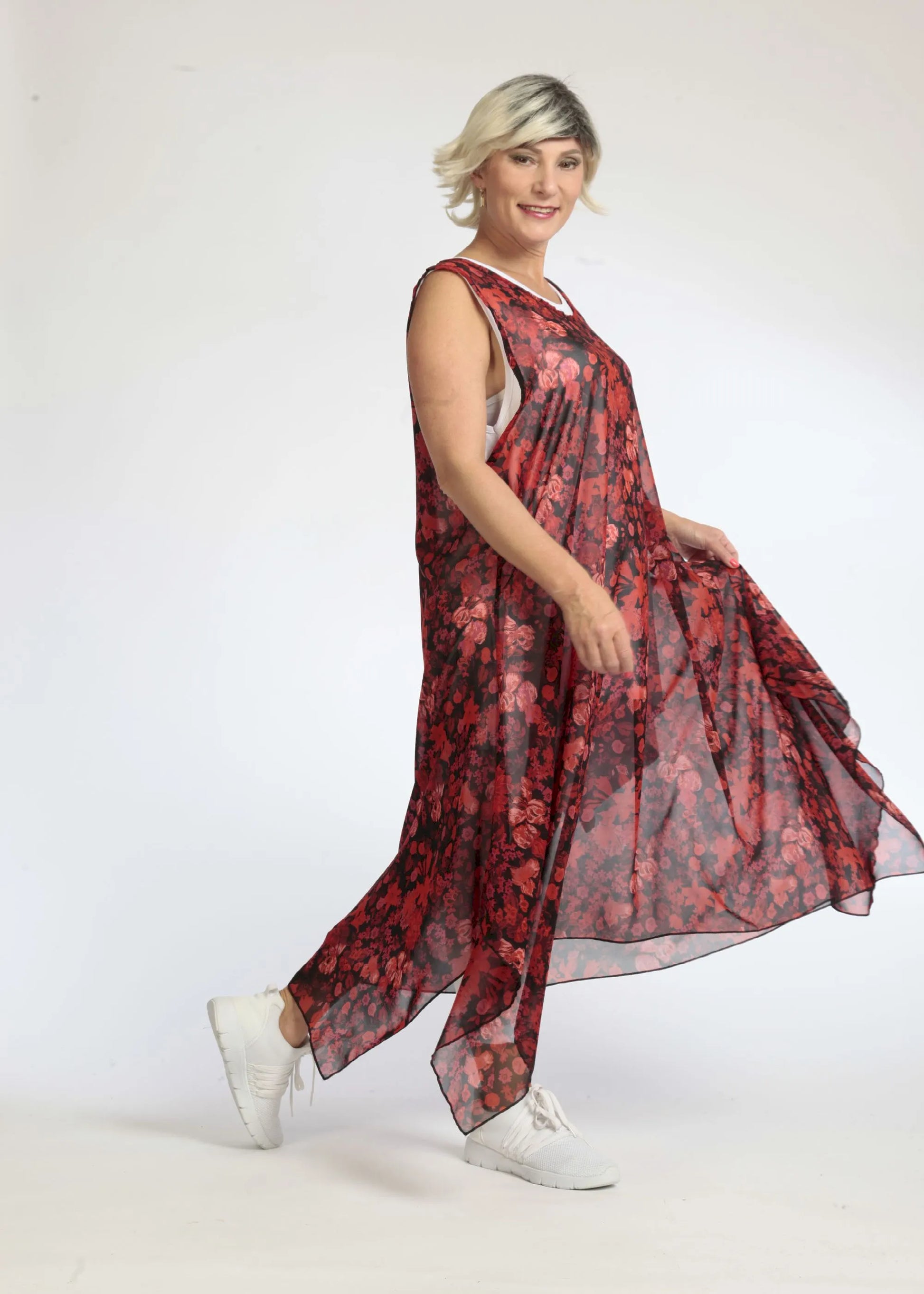  Elegante A-Form Tunika aus luftiger Chiffon in rot-schwarz mit floralem Muster für große Größen