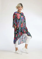  AKH Fashion Bigshirt in Vokuhila-Form, aus Polyester, 1076.06837, Schwarz-Rot-Blau, Blumen