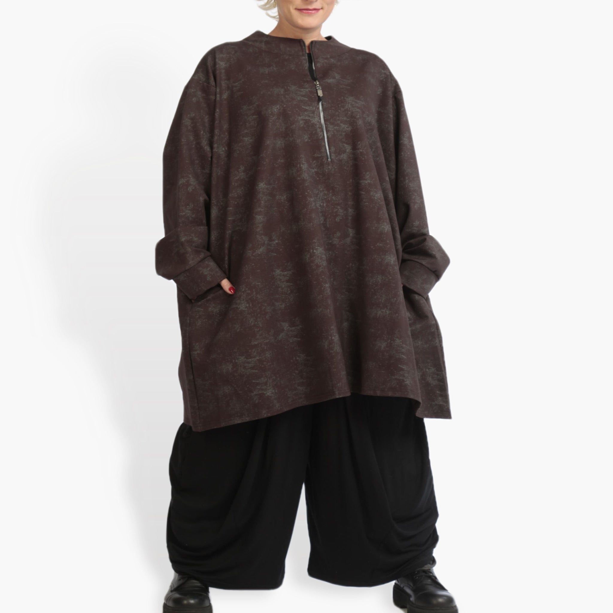  AKH Fashion Bigshirt in kastiger Form, aus Viskose, 0942.06818, Dunkelbraun, Schick, Modern