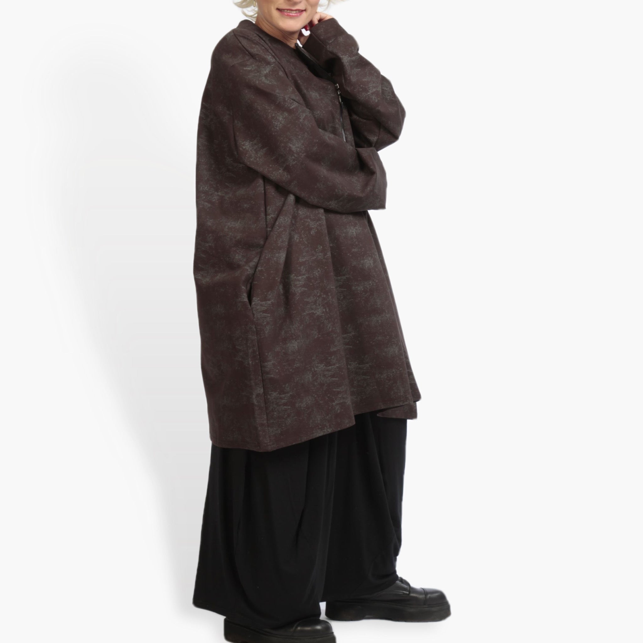  AKH Fashion Bigshirt in kastiger Form, aus Viskose, 0942.06818, Dunkelbraun, Schick, Modern