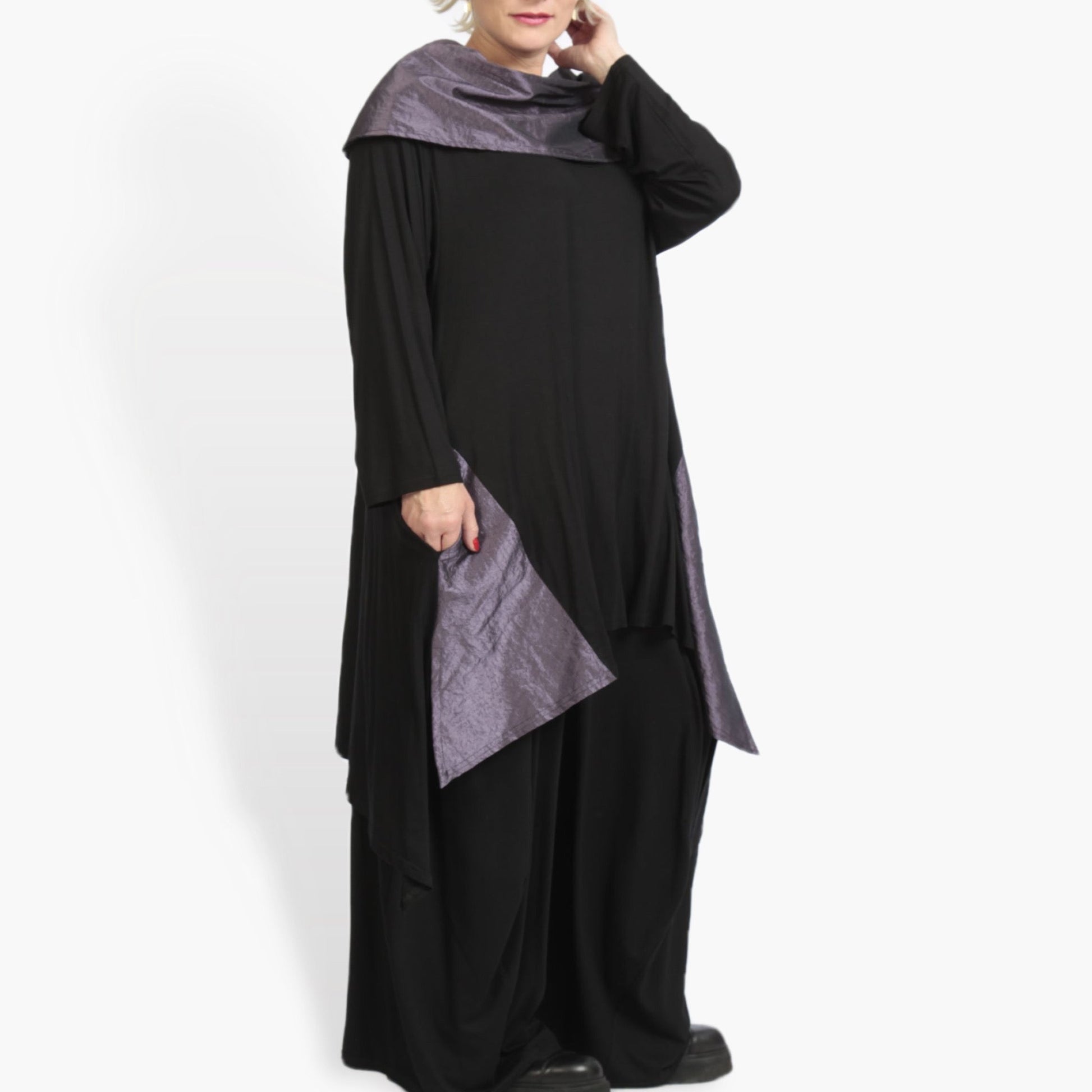  Oversize Shirt in elegantem Schwarz-Lila mit Langärmeln und Kragen für plus Size Mode