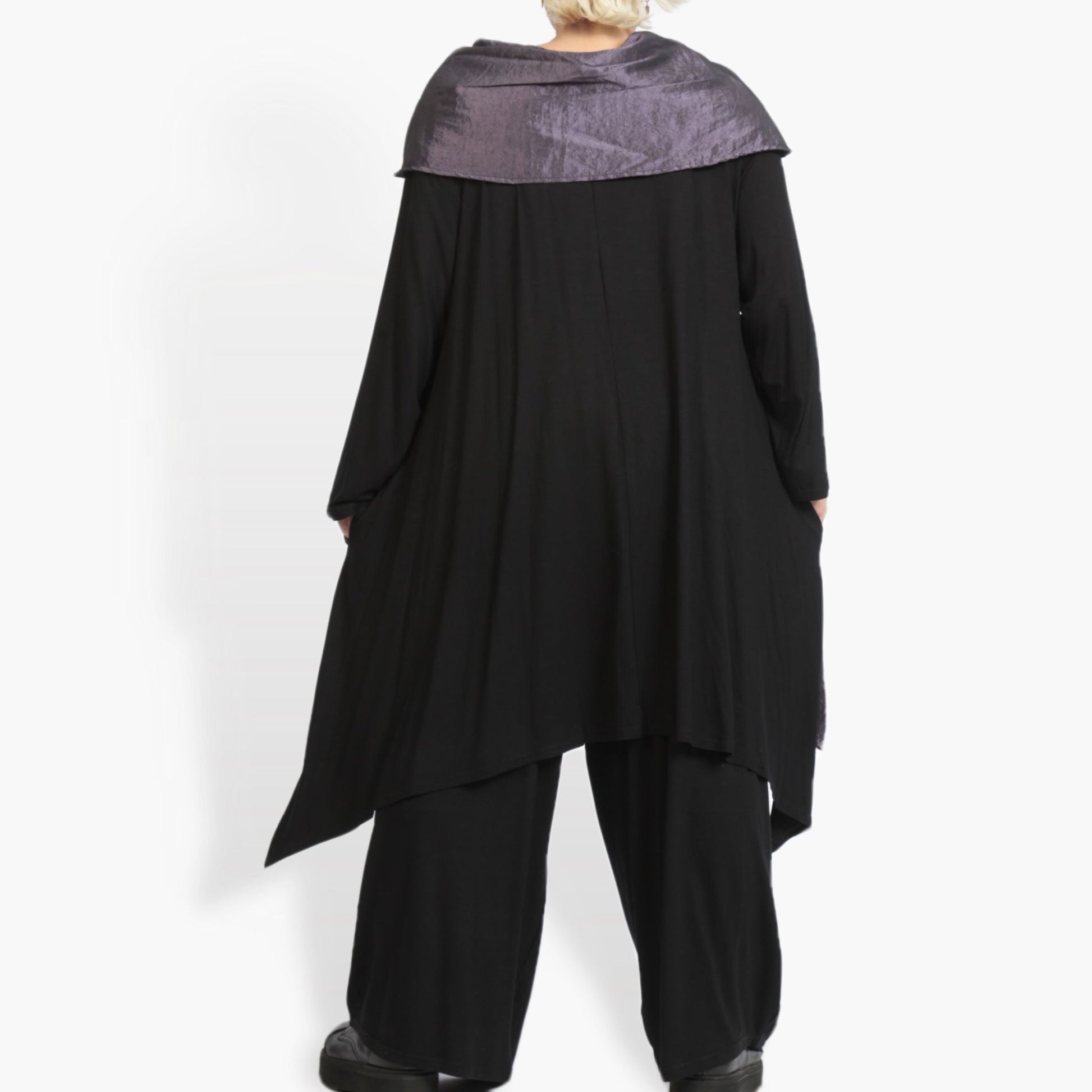  Oversize Shirt in elegantem Schwarz-Lila mit Langärmeln und Kragen für plus Size Mode