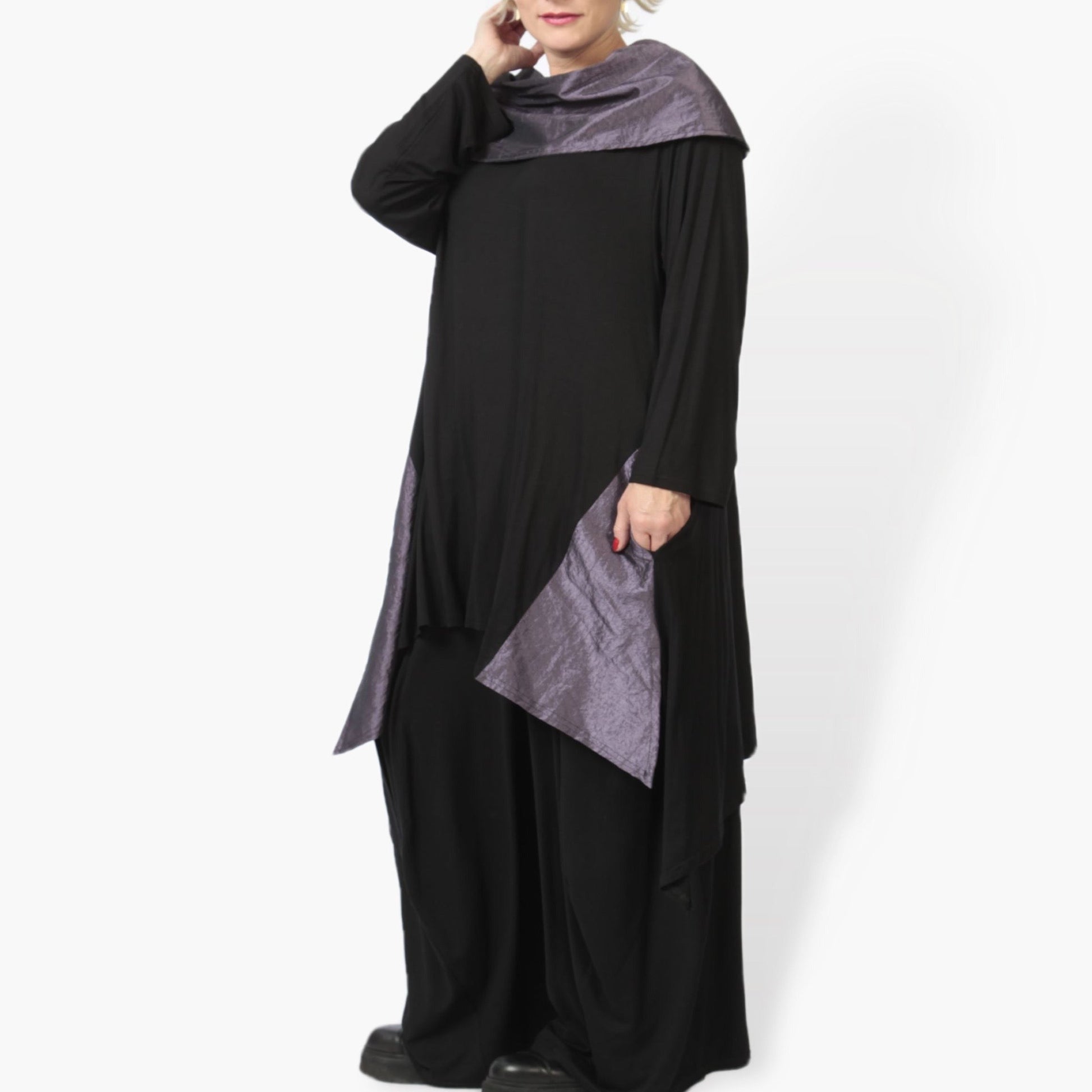  Oversize Shirt in elegantem Schwarz-Lila mit Langärmeln und Kragen für plus Size Mode