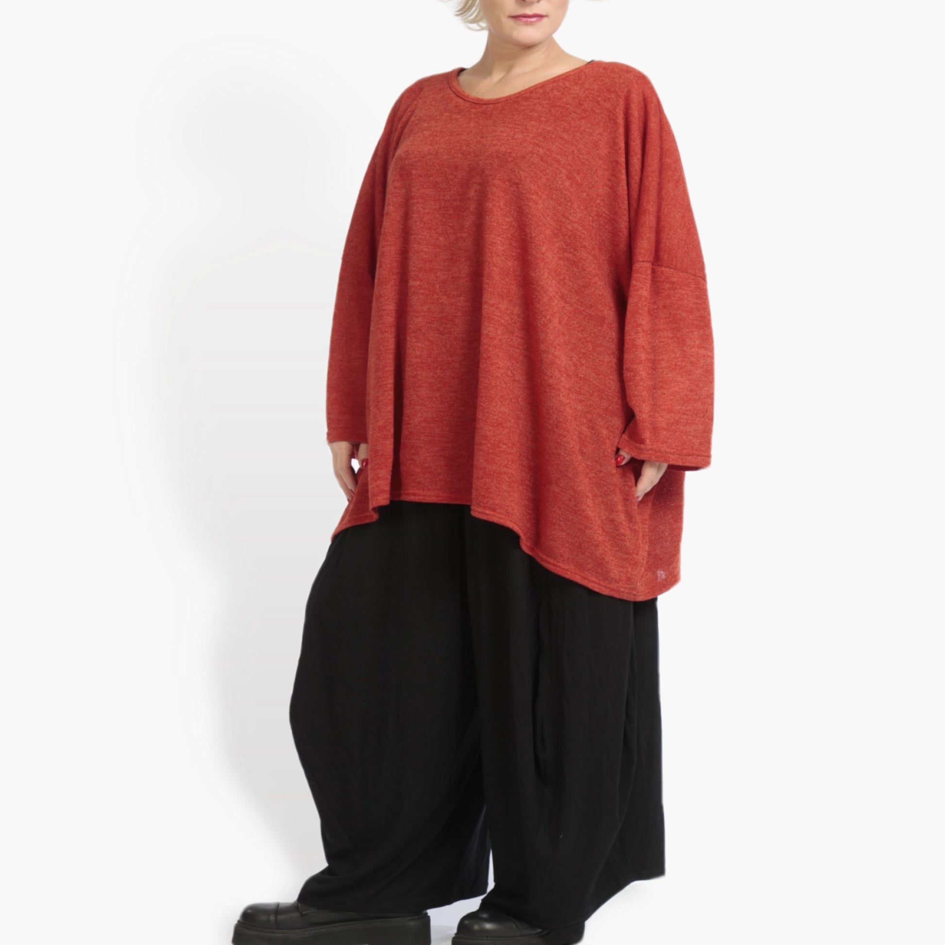  Oversize Shirt in zeitlosem Rost für lässigen Lagenlook aus weichem Feinstrick mit Rundhals